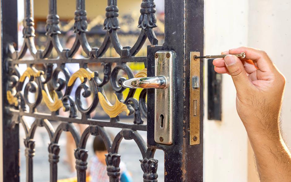 changer une serrure La Chapelle-en-Serval